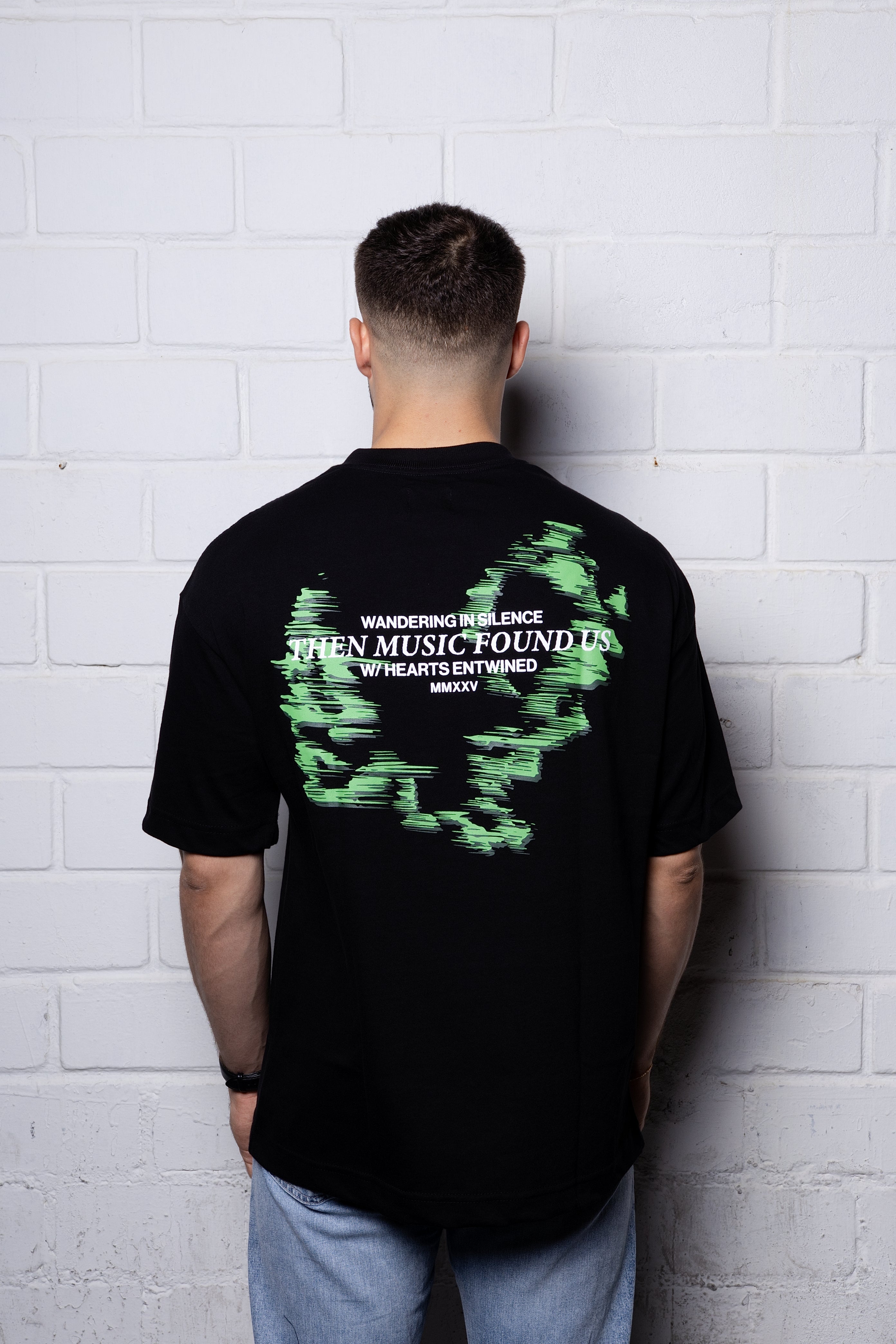 GROOVYCLO - Echoes of Euphoria Oversized Tee Black