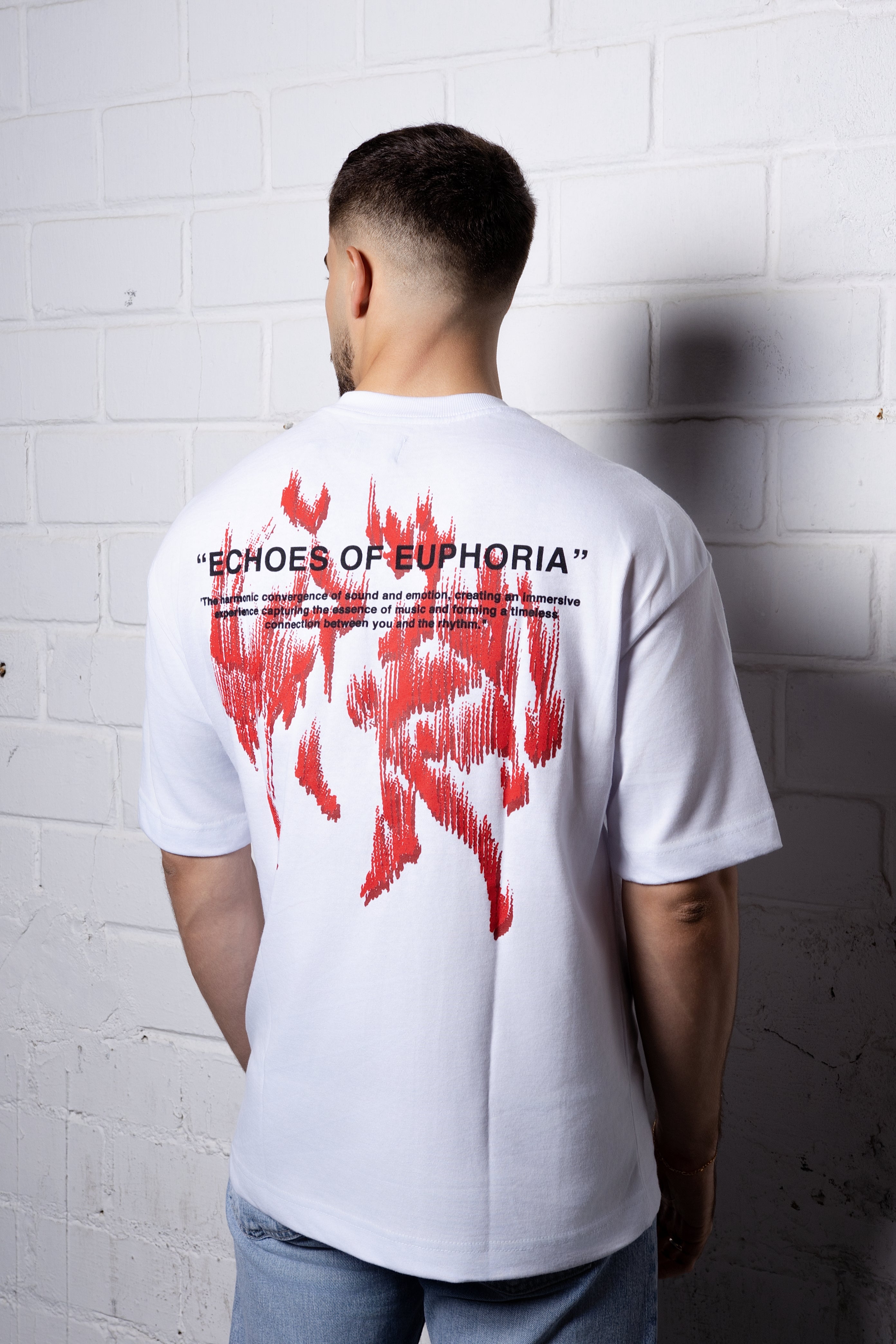 Echoes of Euphoria Oversized Tee - Branca