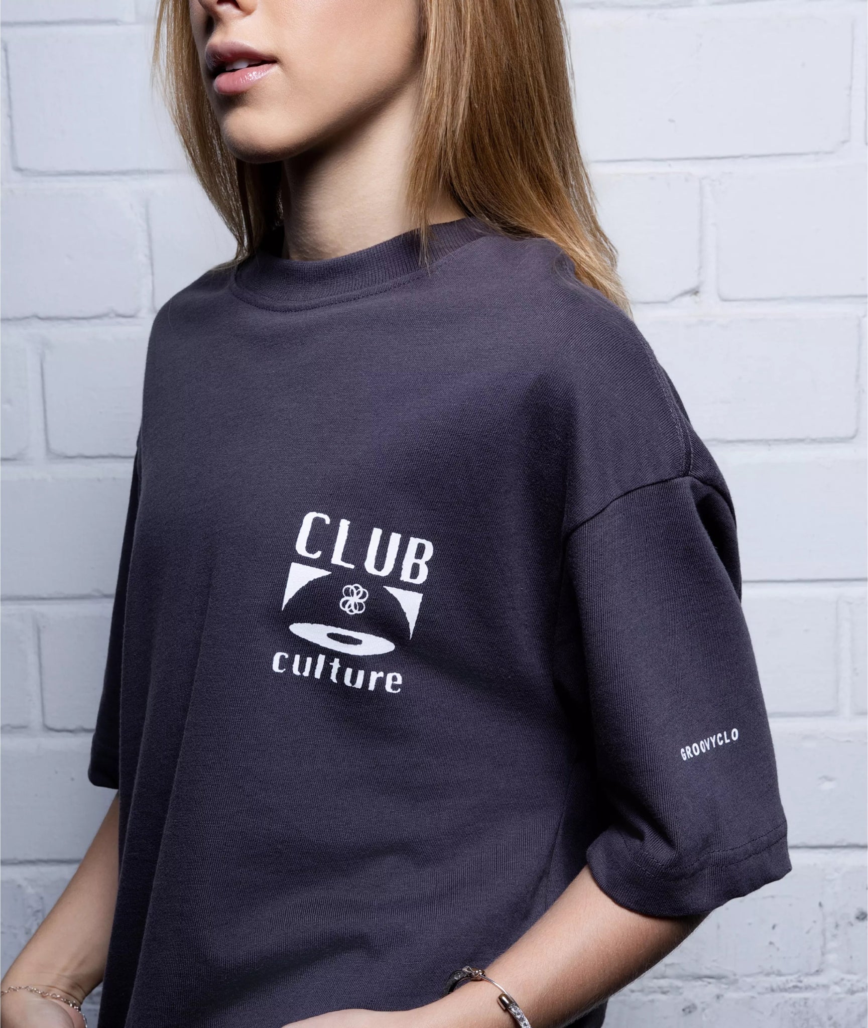 Club Culture Oversized Tee - GROOVYCLO