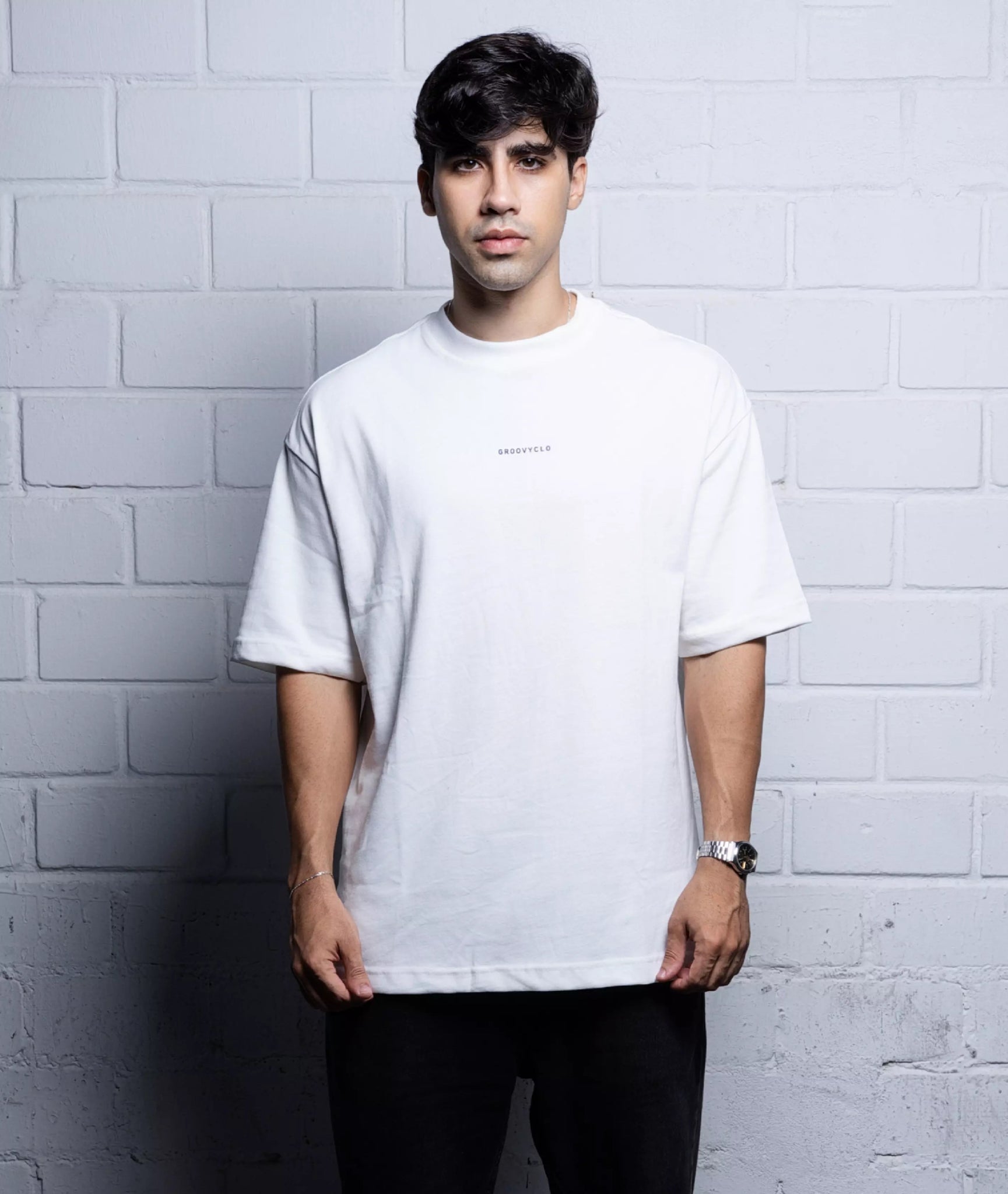 LOW - FRQ Oversized Tee - GROOVYCLO