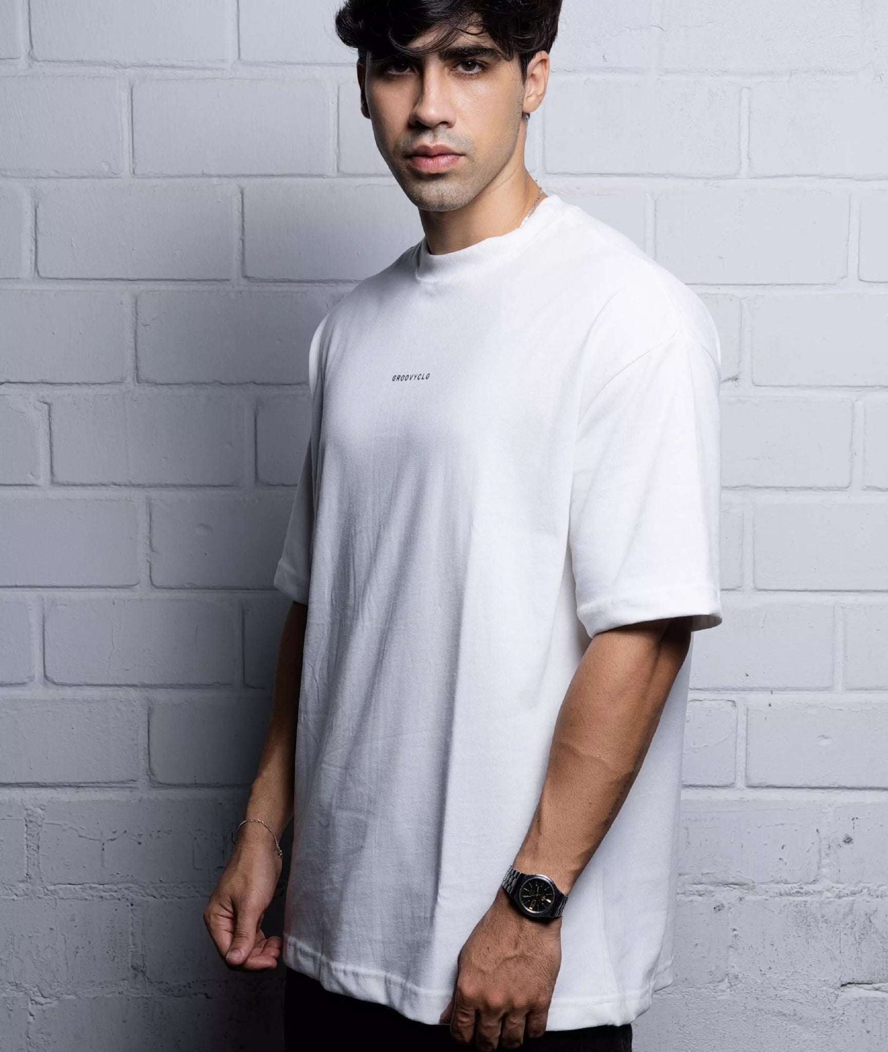 LOW - FRQ Oversized Tee - GROOVYCLO