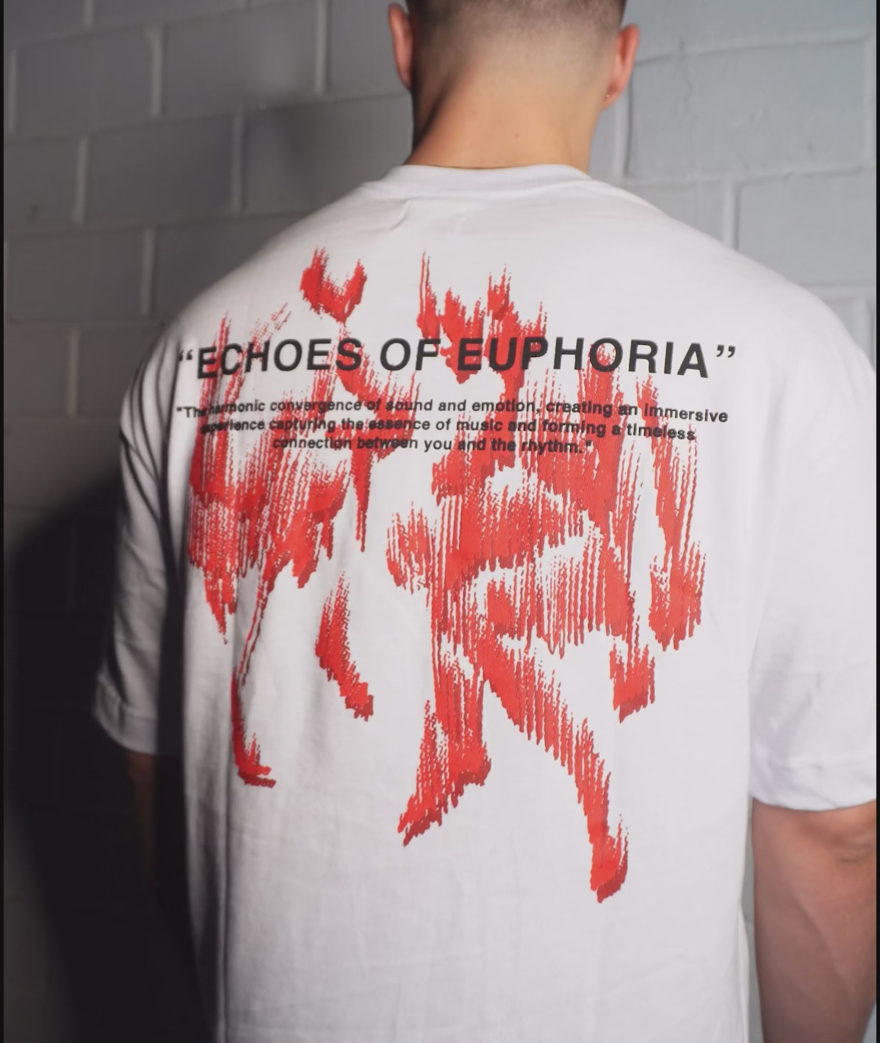 Echoes of Euphoria Oversized Tee - Branca